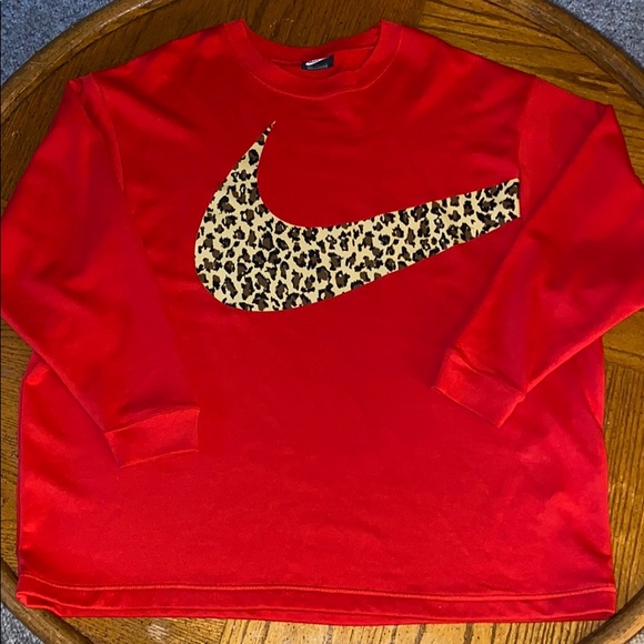 nike red leopard sweatshirt